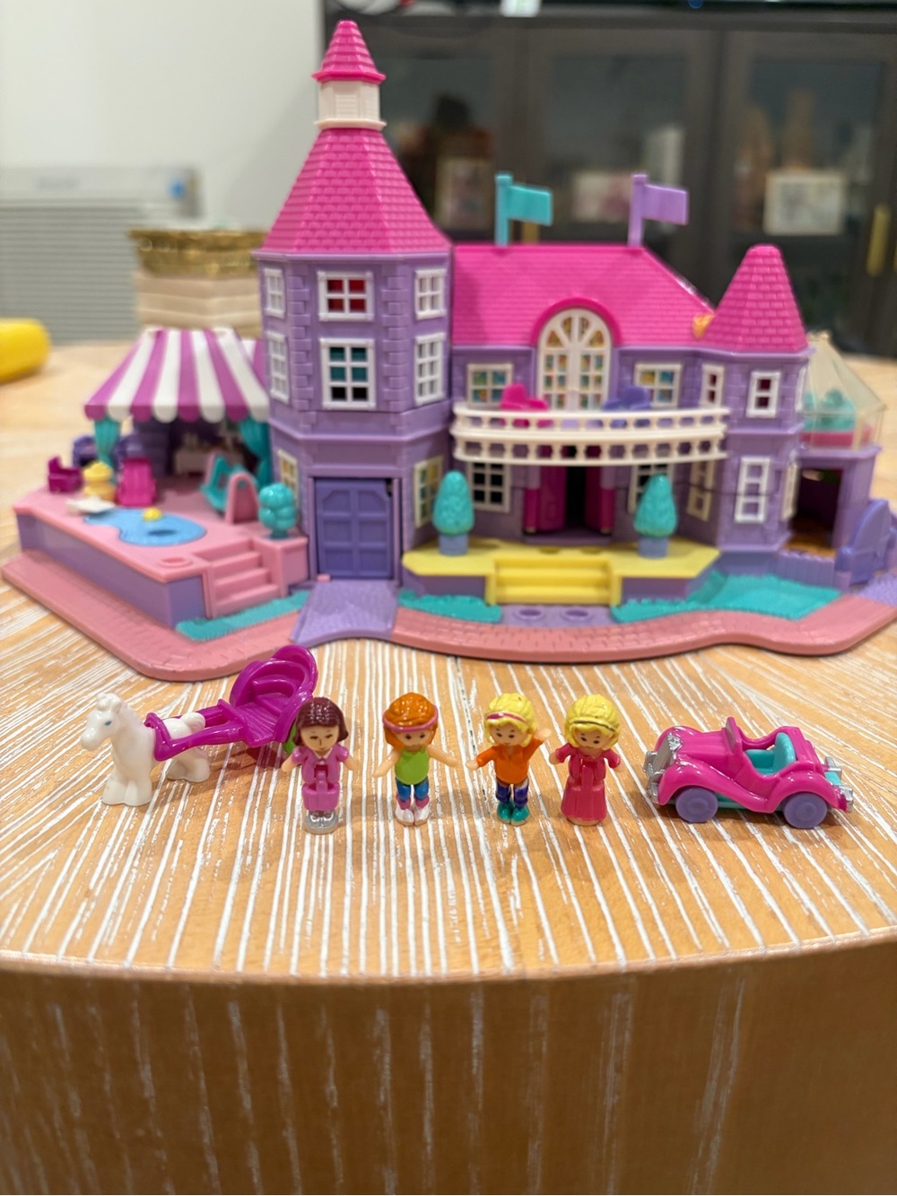 1994 Magical Mansion Polly Pocket Bluebird with car carriage flags dolls
